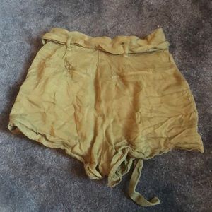 Forever 21 Shorts - Cute tie olive green shorts Forever 21 Shorts - Cute tie olive green shorts